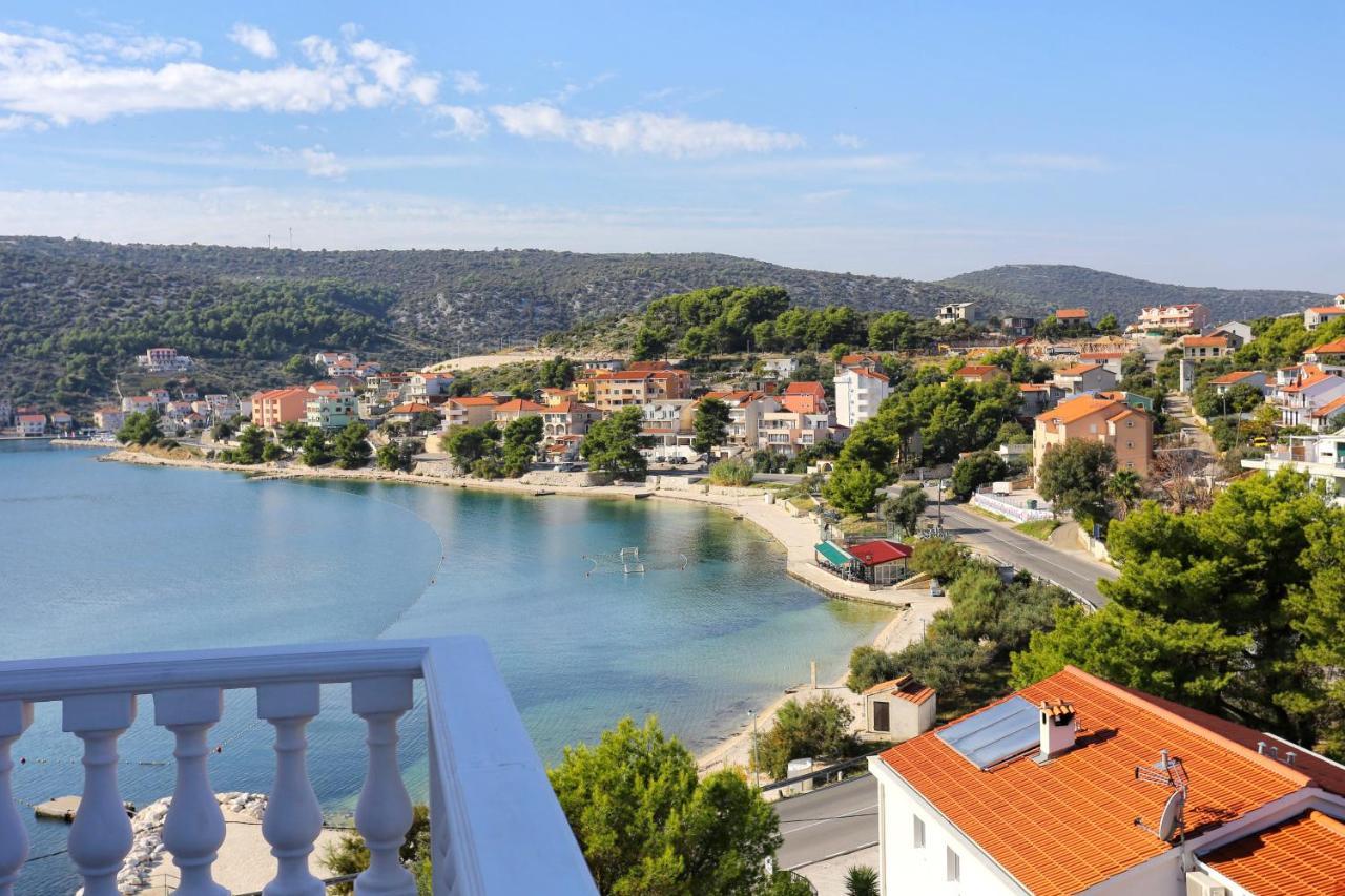 Apartments By The Sea Marina, Trogir - 9037 Экстерьер фото